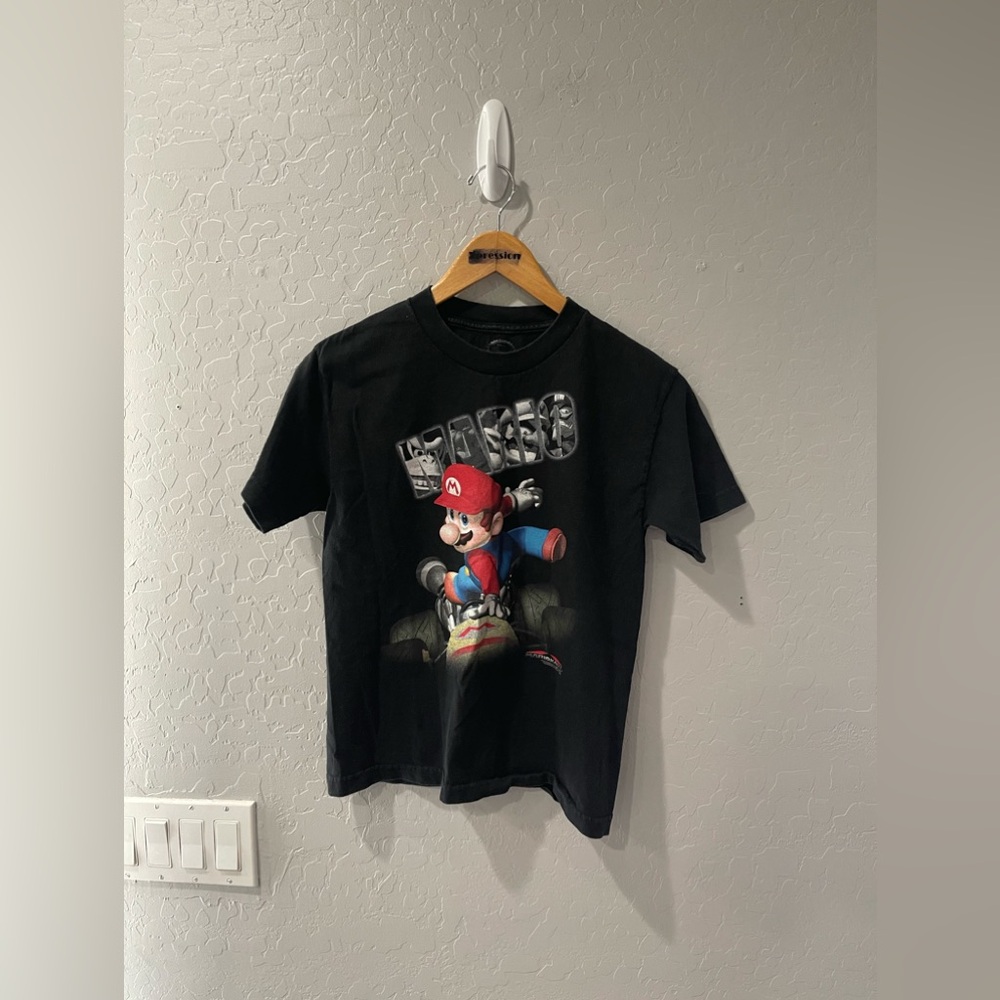 2010 Nintendo Mario Kart DS Game Merch Shirt Small‎